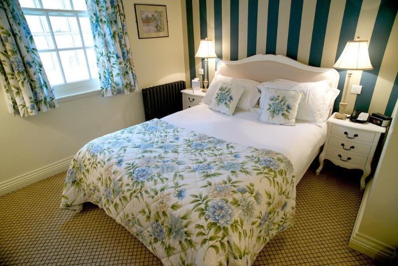 The White Horse Hotel, Romsey, Hampshire Exteriör bild